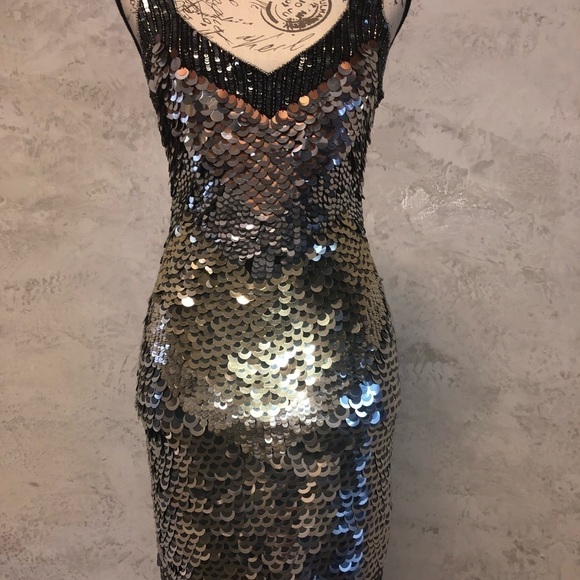 PARKER SEQUINED BENNY DRESS - Picture 8 of 13